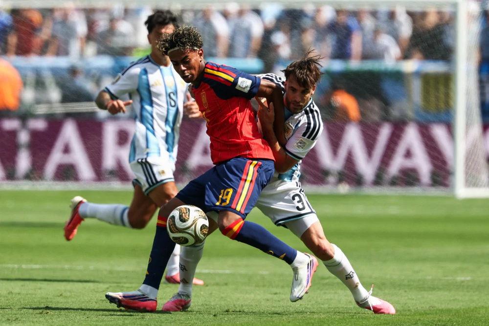 VTV6 VTV3 trực tiếp bóng đá Tây Ban Nha vs Argentina 02h00 hôm nay, chung kết World Cup 2026 - Ảnh 4. VTV6 VTV3 trực tiếp bóng đá Tây Ban Nha vs Argentina 02h00 hôm nay, chung kết World Cup 2026 - Ảnh 4.