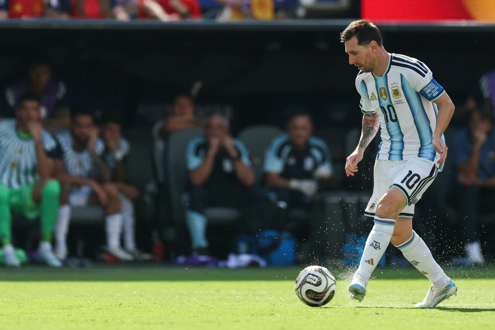 VTV6 VTV3 trực tiếp bóng đá Tây Ban Nha vs Argentina 02h00 hôm nay, chung kết World Cup 2026 - Ảnh 4. VTV6 VTV3 trực tiếp bóng đá Tây Ban Nha vs Argentina 02h00 hôm nay, chung kết World Cup 2026 - Ảnh 4.