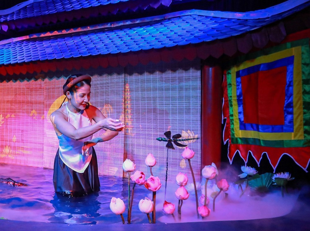 Điểm hẹn văn hoá đưa các giá trị truyền thống tới công chúng Thủ đô - Ảnh 17. Điểm hẹn văn hoá đưa các giá trị truyền thống tới công chúng Thủ đô - Ảnh 17.