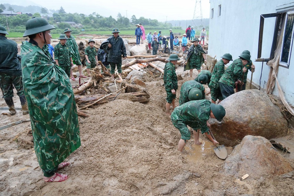 Cảnh báo lũ quét, sạt lở đất ở 4 tỉnh miền núi phía Bắc và ngập lụt ở Tuyên Quang - Ảnh 1. Cảnh báo lũ quét, sạt lở đất ở 4 tỉnh miền núi phía Bắc và ngập lụt ở Tuyên Quang - Ảnh 1.