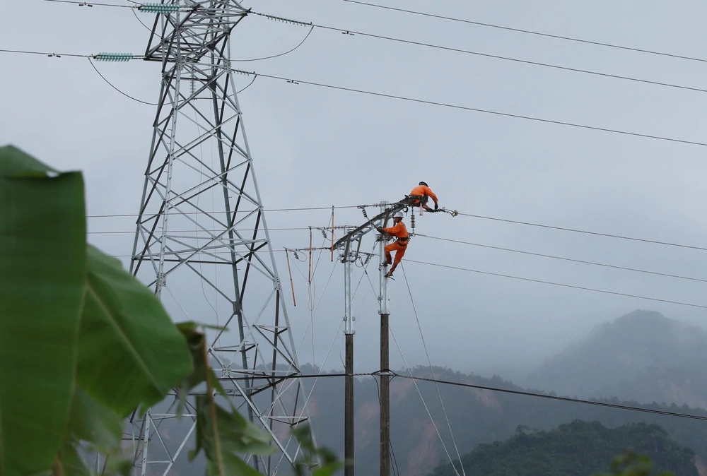 Lai Châu tập trung mọi nguồn lực khắc phục hậu quả lũ quét tại xã Mường Than - Ảnh 6. Lai Châu tập trung mọi nguồn lực khắc phục hậu quả lũ quét tại xã Mường Than - Ảnh 6.