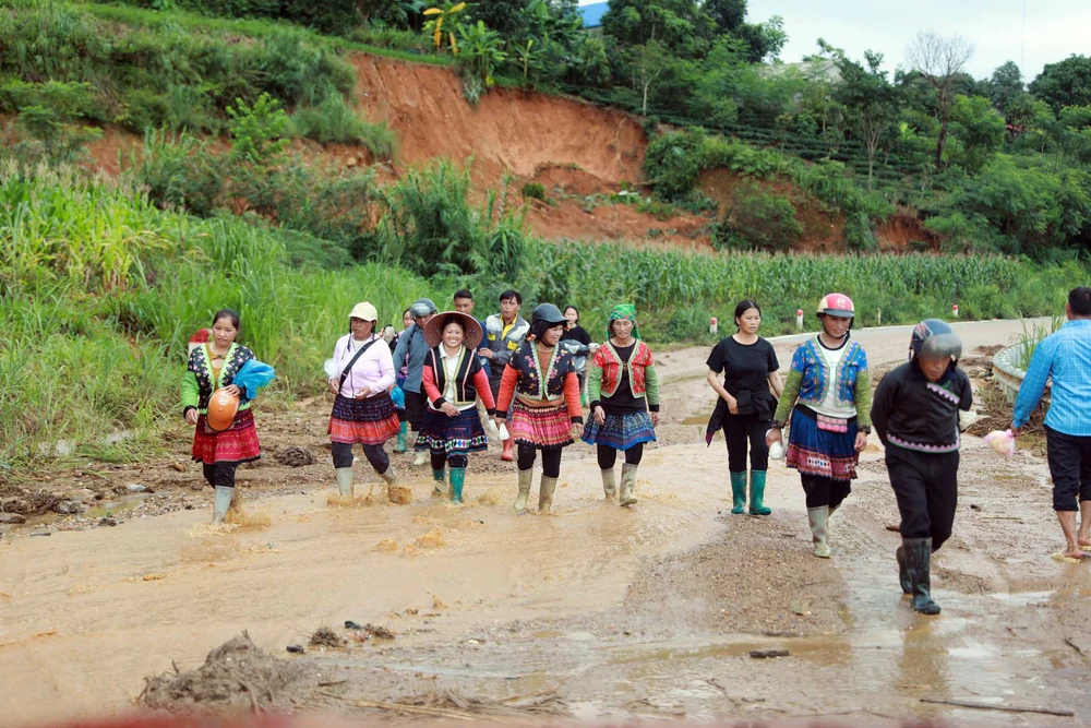 Lai Châu tập trung mọi nguồn lực khắc phục hậu quả lũ quét tại xã Mường Than - Ảnh 19. Lai Châu tập trung mọi nguồn lực khắc phục hậu quả lũ quét tại xã Mường Than - Ảnh 19.