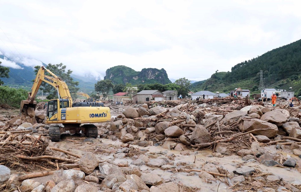 Lai Châu tập trung mọi nguồn lực khắc phục hậu quả lũ quét tại xã Mường Than - Ảnh 25. Lai Châu tập trung mọi nguồn lực khắc phục hậu quả lũ quét tại xã Mường Than - Ảnh 25.