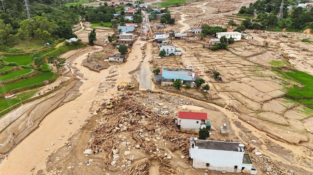 Lai Châu tập trung mọi nguồn lực khắc phục hậu quả lũ quét tại xã Mường Than - Ảnh 20. Lai Châu tập trung mọi nguồn lực khắc phục hậu quả lũ quét tại xã Mường Than - Ảnh 20.