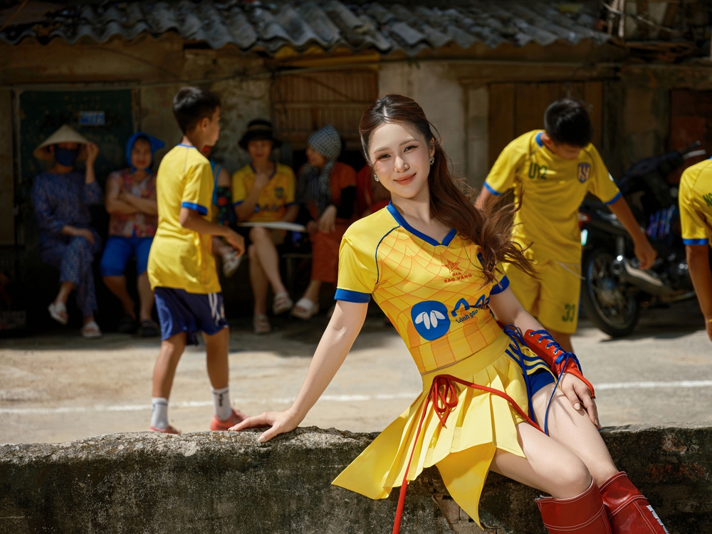 Hương Tràm ra mắt MV “gái NGHỆ”: Mang nguyên thành Vinh vào MV - Ảnh 3. Hương Tràm ra mắt MV “gái NGHỆ”: Mang nguyên thành Vinh vào MV - Ảnh 3.
