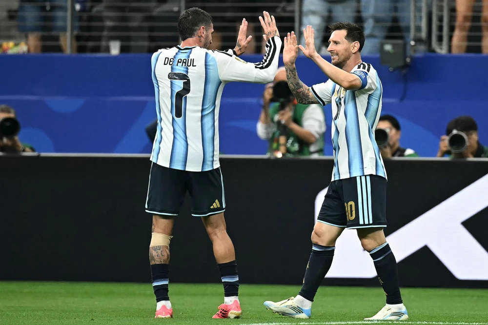 Rodrigo De Paul: Chàng "vệ sĩ" đặc biệt của Messi - Ảnh 1. Rodrigo De Paul: Chàng "vệ sĩ" đặc biệt của Messi - Ảnh 1.