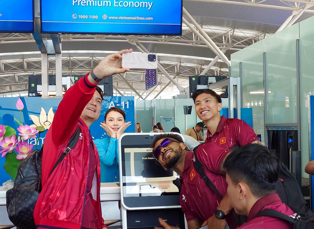 Đội tuyển Việt Nam tự tin sang Hàn Quốc tập huấn trước Asean Cup - Ảnh 1. Đội tuyển Việt Nam tự tin sang Hàn Quốc tập huấn trước Asean Cup - Ảnh 1.