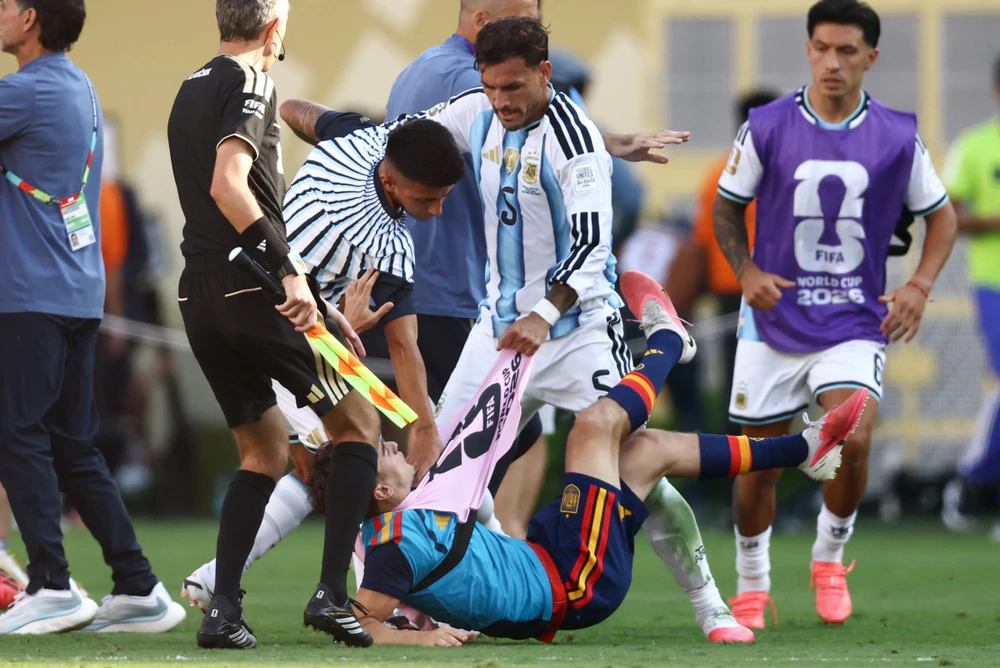 Tin nóng thể thao sáng 28/8: Barca và Chelsea giành chiến thắng; ĐT Argentina nhận quyết định của FIFA - Ảnh 2. Tin nóng thể thao sáng 28/8: Barca và Chelsea giành chiến thắng; ĐT Argentina nhận quyết định của FIFA - Ảnh 2.