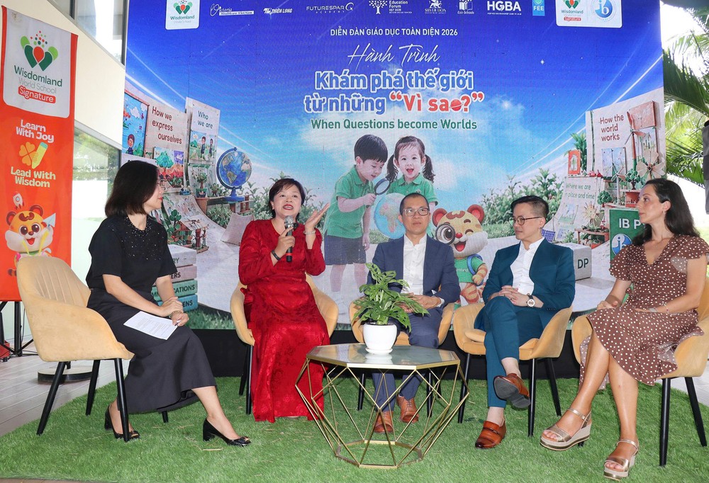 Diễn đàn giáo dục toàn diện khám phá thế giới từ những "Vì sao?" - Ảnh 1. Diễn đàn giáo dục toàn diện khám phá thế giới từ những "Vì sao?" - Ảnh 1.