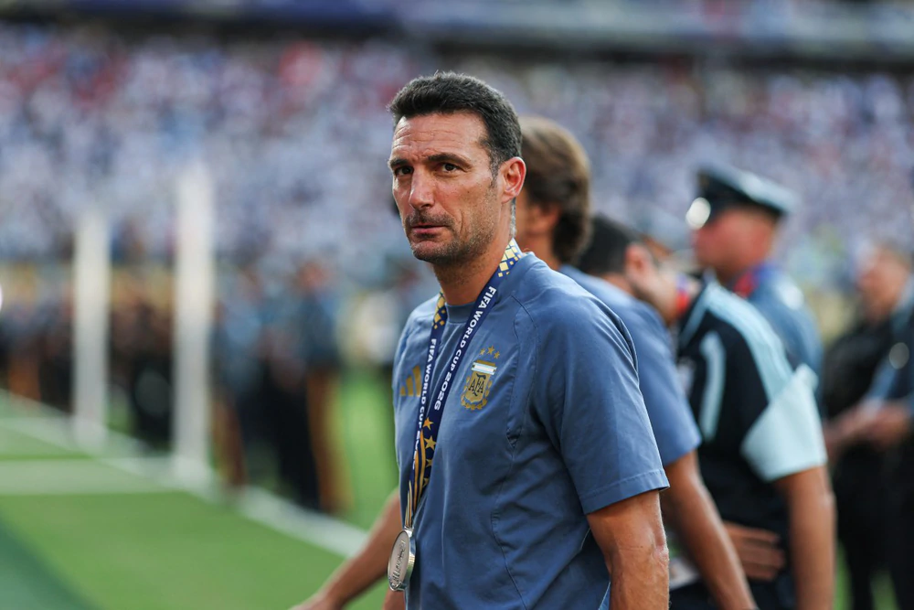 HLV Lionel Scaloni hé lộ thời điểm chia tay đội tuyển Argentina - Ảnh 1. Scaloni
