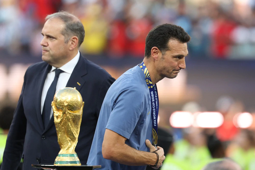HLV Lionel Scaloni hé lộ thời điểm chia tay đội tuyển Argentina - Ảnh 2. Scaloni