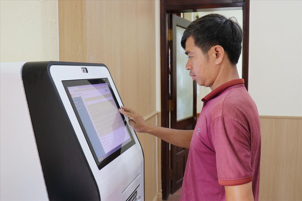 Phê duyệt Chiến lược quốc gia về chuyển đổi số giai đoạn 2026 - 2030, định hướng đến năm 2045 - Ảnh 2. Phê duyệt Chiến lược quốc gia về chuyển đổi số giai đoạn 2026 - 2030, định hướng đến năm 2045 - Ảnh 2.