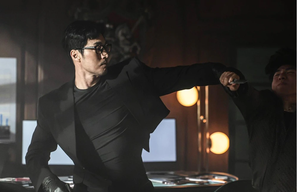 Từ cơn sốt "Agent Kim Reactivated", nhìn lại hành trình nhiều vai trò của So Ji Sub - Ảnh 6. Từ cơn sốt "Agent Kim Reactivated", nhìn lại hành trình nhiều vai trò của So Ji Sub - Ảnh 6.
