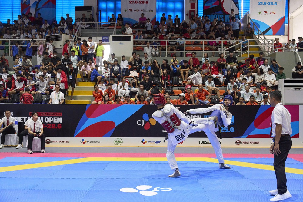 Hàng ngàn võ sĩ tranh tài ở Giải Vô địch Taekwondo Thanh thiếu niên Quốc gia  - Ảnh 2.