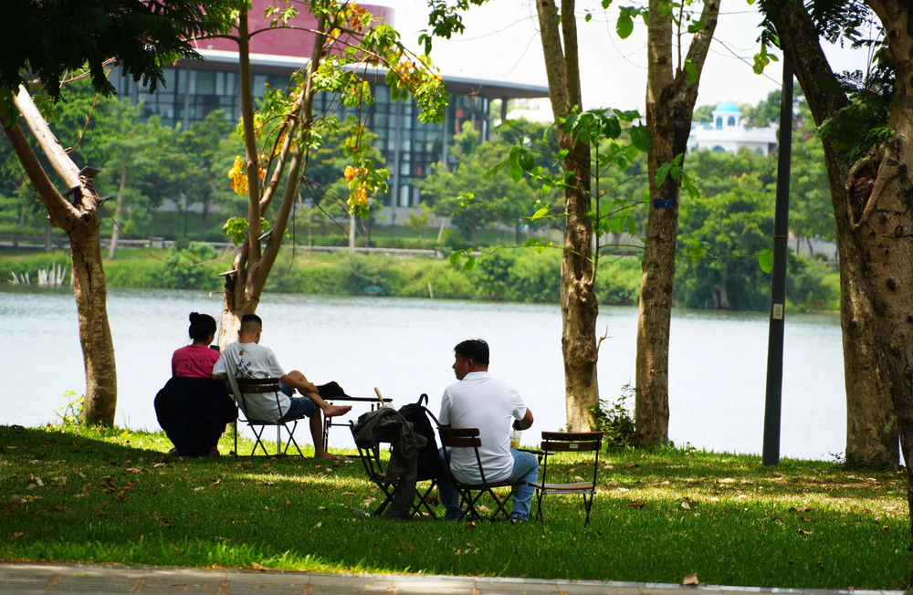 Dự báo thời tiết ngày 22/7: Miền Trung có nơi nắng nóng gay gắt trên 38 độ C - Ảnh 2. Dự báo thời tiết ngày 22/7: Miền Trung có nơi nắng nóng gay gắt trên 38 độ C - Ảnh 2.
