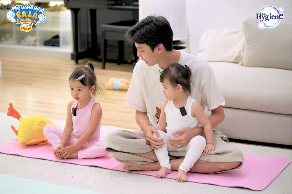 Hai hot kid nhà Tuấn Dương - Lucie Nguyễn tiếp tục gây sốt - Ảnh 4. Hai hot kid nhà Tuấn Dương - Lucie Nguyễn tiếp tục gây sốt - Ảnh 4.