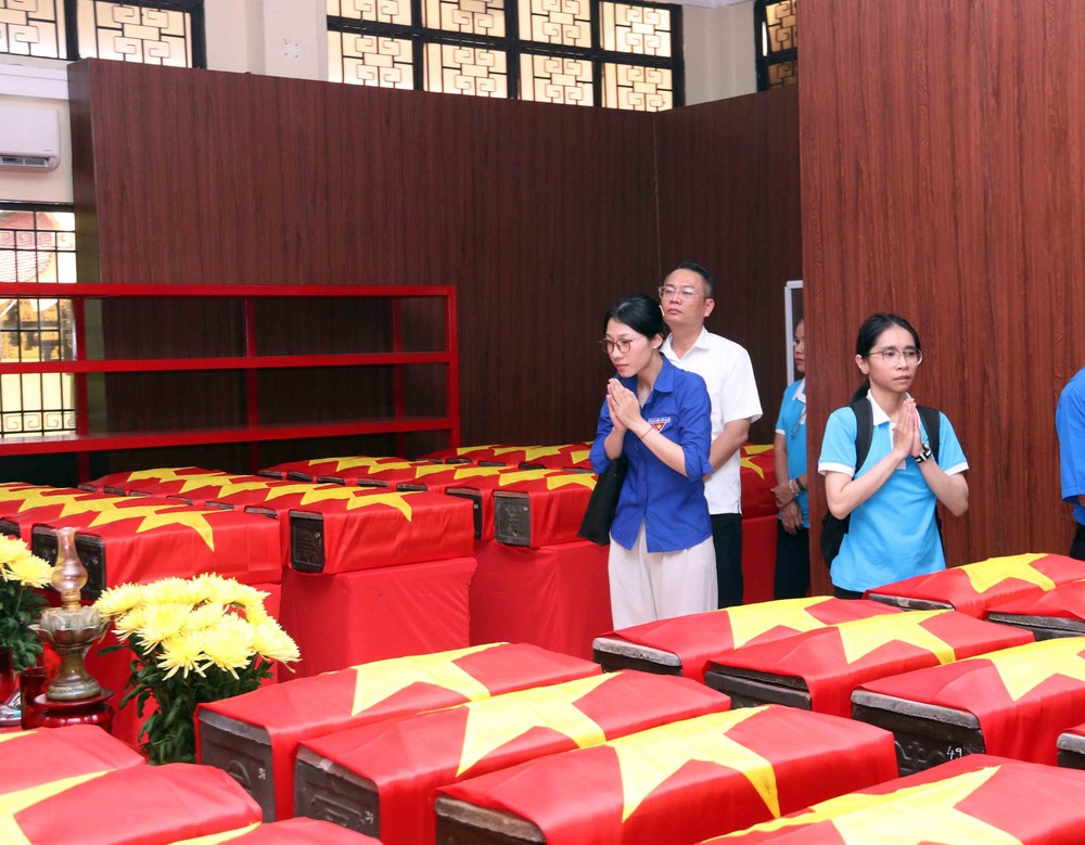 Những câu chuyện nghĩa tình xúc động ở công viên Lê Thị Riêng - Ảnh 7. Những câu chuyện nghĩa tình xúc động ở công viên Lê Thị Riêng - Ảnh 7.