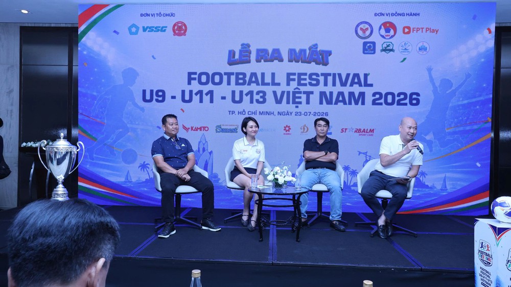 Football Festival U9, U11, U13 Việt Nam 2026 quy tụ gần 1.000 cầu thủ nhí - Ảnh 1. Football Festival U9, U11, U13 Việt Nam 2026 quy tụ gần 1.000 cầu thủ nhí - Ảnh 1.