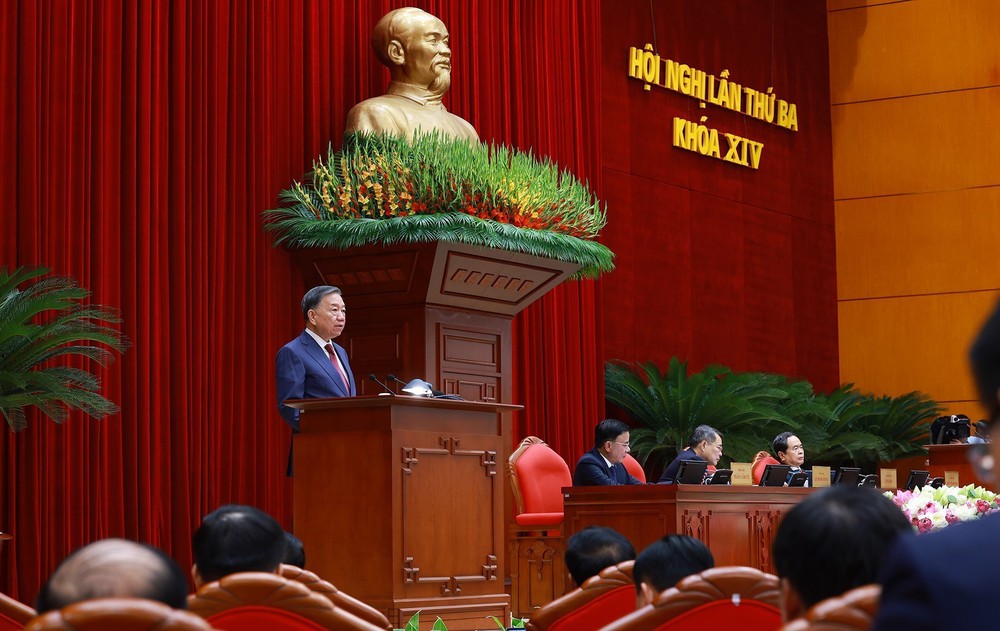 Thông cáo báo chí về ngày làm việc thứ tư Hội nghị lần thứ ba Ban Chấp hành Trung ương Đảng khóa XIV - Ảnh 1. Thông cáo báo chí về ngày làm việc thứ tư Hội nghị lần thứ ba Ban Chấp hành Trung ương Đảng khóa XIV - Ảnh 1.