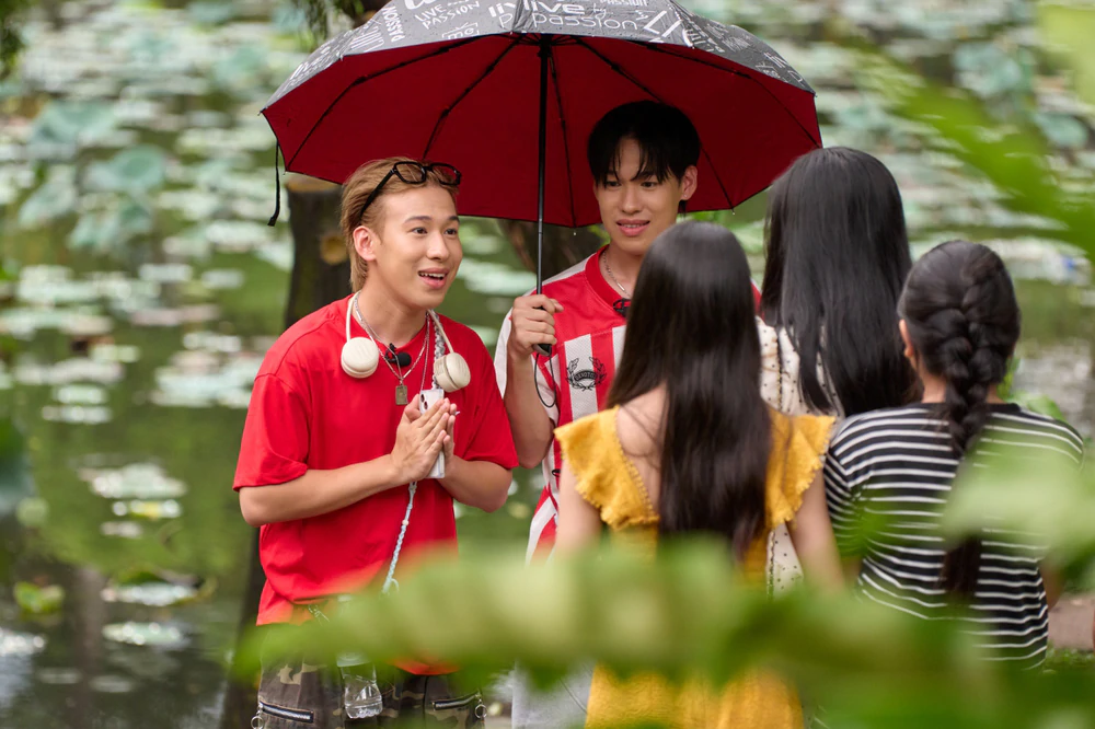Sau sân khấu “debut” chỉ có 11 khán giả, DUNIVERSE lấp kín sân khấu Thảo Cầm Viên - Ảnh 3. Sau sân khấu “debut” chỉ có 11 khán giả, DUNIVERSE lấp kín sân khấu Thảo Cầm Viên - Ảnh 3.