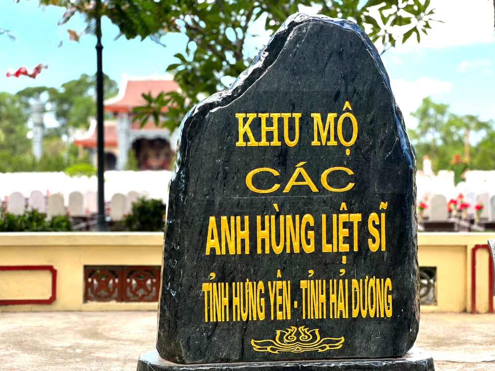 Không gian kiến trúc đặc biệt giữa đại ngàn Trường Sơn - Ảnh 5.