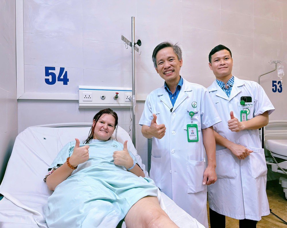 Vượt 9.000 km đến Việt Nam để thay khớp háng - Ảnh 2.