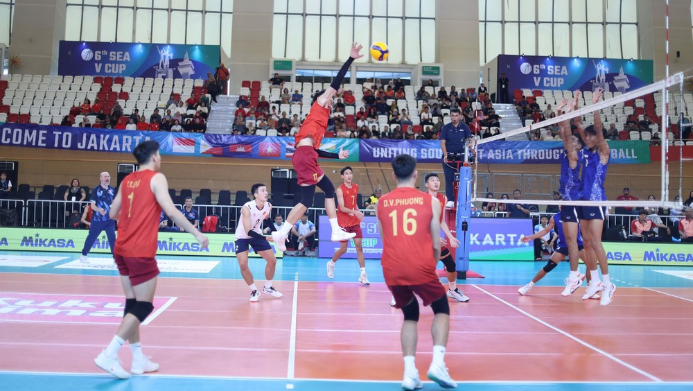 Ngọc Thuân (số 17) là ngôi sao số 1 của đội tuyển bóng chuyền nam Việt Nam hiện nay. Ảnh: SAVA Ngọc Thuân (số 17) là ngôi sao số 1 của đội tuyển bóng chuyền nam Việt Nam hiện nay. Ảnh: SAVA