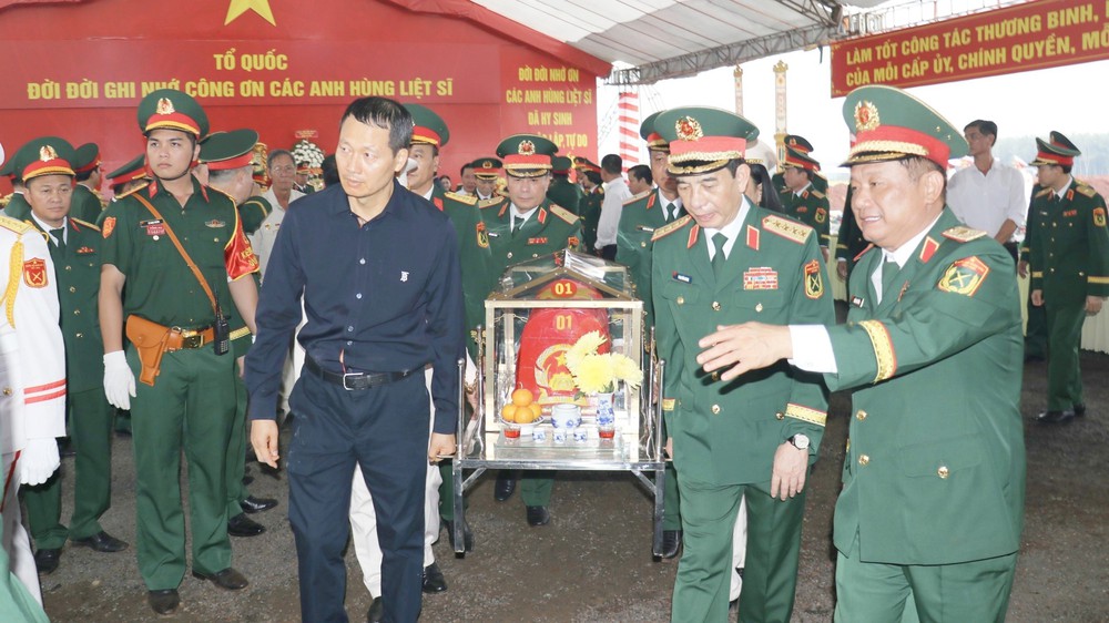Chiến dịch 500 ngày đêm: Tăng tốc hành trình trả lại tên cho các liệt sĩ - Ảnh 5. Chiến dịch 500 ngày đêm: Tăng tốc hành trình trả lại tên cho các liệt sĩ - Ảnh 5.