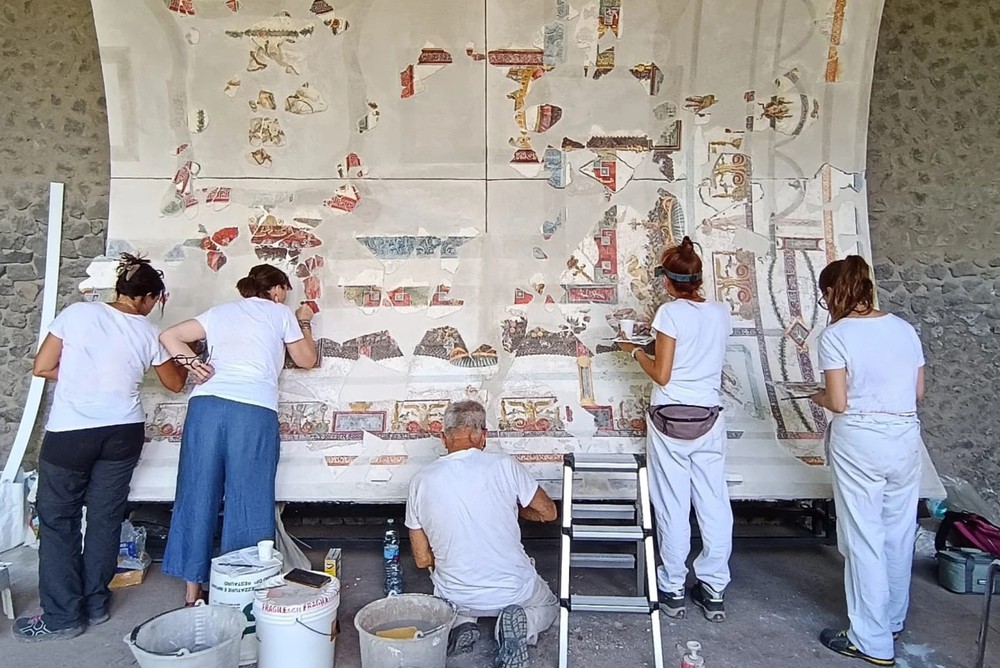 Tái hiện trần phòng tiệc Pompeii sau gần 2.000 năm - Ảnh 2.