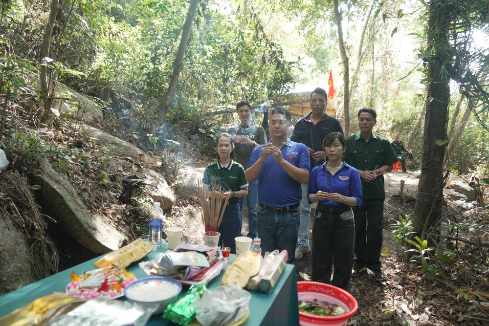 Nhiều hoạt động ý nghĩa tại cơ quan có số nhà báo liệt sĩ nhiều nhất cả nước - Ảnh 1. Nhiều hoạt động ý nghĩa tại cơ quan có số nhà báo liệt sĩ nhiều nhất cả nước - Ảnh 1.
