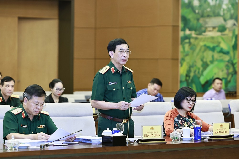 Phiên họp thứ 4, Ủy ban Thường vụ Quốc hội: Bảo đảm đồng bộ, thống nhất hệ thống pháp luật về quân sự, quốc phòng - Ảnh 1.