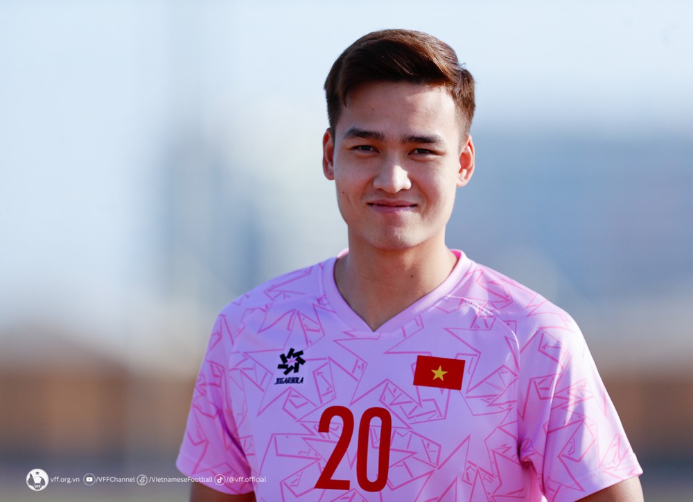 ĐT Indonesia có tiền đạo 1m96 vừa lập hat-trick, HLV Kim Sang Sik có hậu vệ nào để ngăn chặn? - Ảnh 3.