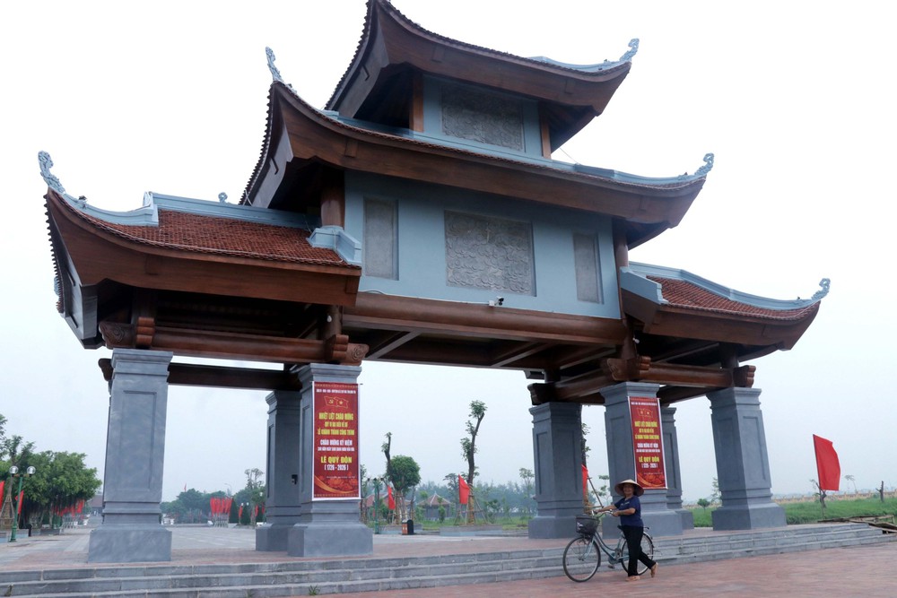Gần 200 tư liệu, hiện vật được giới thiệu tại triển lãm "Di sản của Danh nhân văn hóa Lê Quý Đôn" - Ảnh 2.