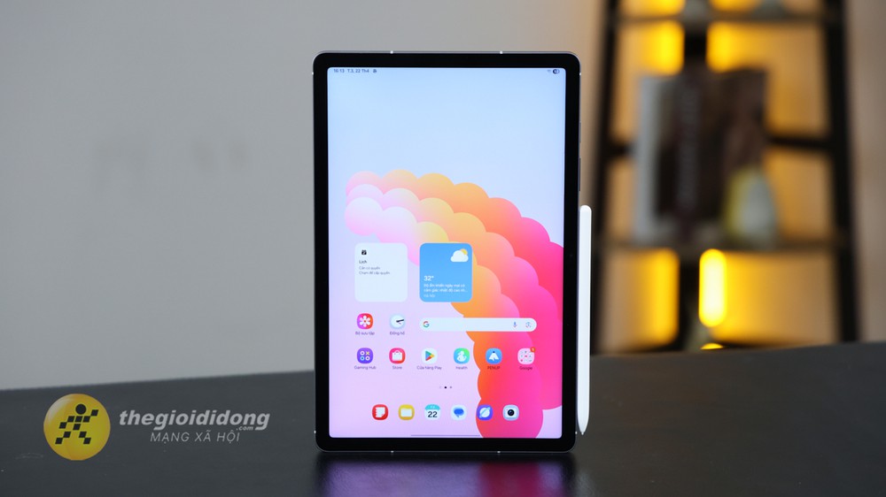 Galaxy Tab S10 FE hơn 10 triệu đồng: S Pen đi kèm tạo khác biệt gì? - Ảnh 1. Galaxy Tab S10 FE hơn 10 triệu đồng: S Pen đi kèm tạo khác biệt gì? - Ảnh 1.