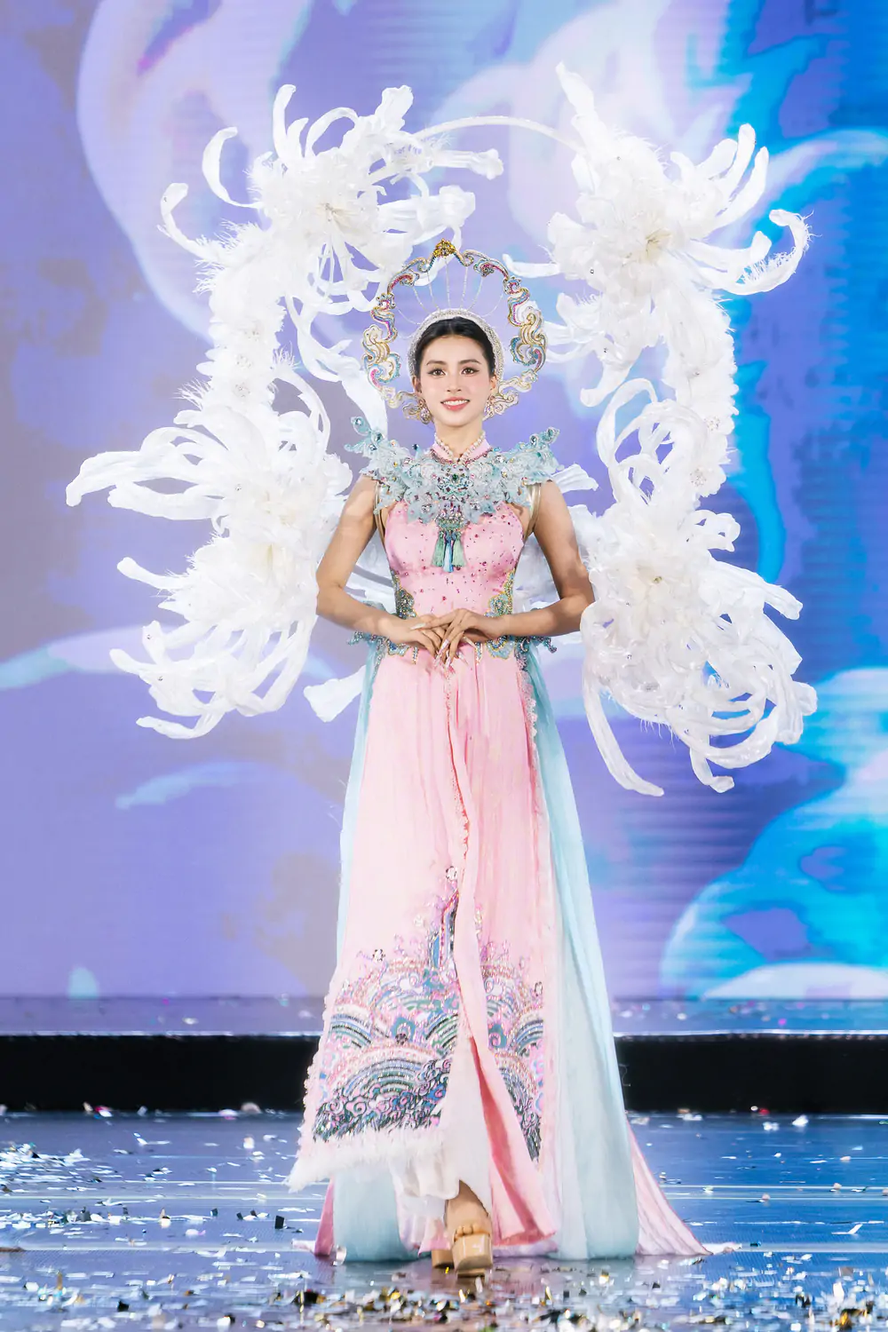 Top 30 Miss Grand Vietnam 2026 bước vào đêm Bán kết và The Grand National Costume - Ảnh 4. Top 30 Miss Grand Vietnam 2026 bước vào đêm Bán kết và The Grand National Costume - Ảnh 4.