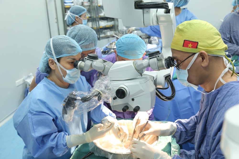 Ca ghép dương vật đầu tiên từ người hiến chết não tại Việt Nam - Ảnh 1.