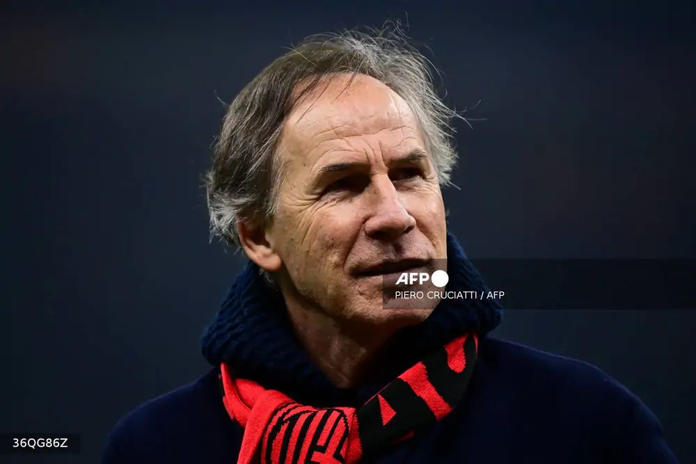 AC Milan đã phải lên tiếng chính thức để bác bỏ những tin đồn sai sự thật liên quan đến huyền thoại Franco Baresi sau khi mạng xã hội lan truyền thông tin cho rằng cựu đội trưởng Rossoneri đã qua đời. Ảnh: AFP/TTXVN