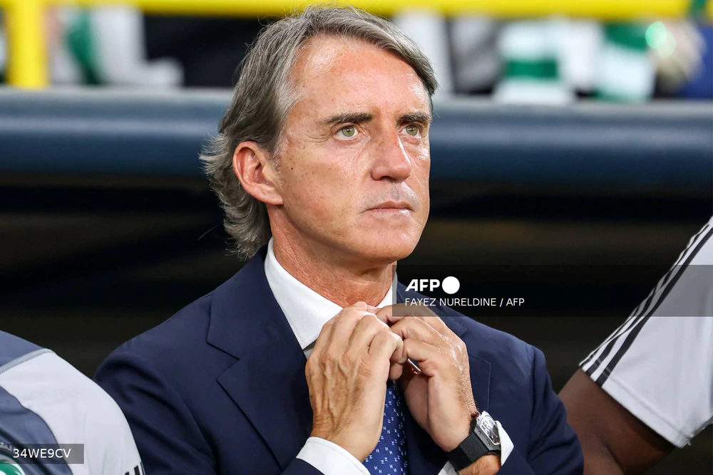 Với Roberto Mancini, HLV gần nhất mang về một danh hiệu lớn cho Azzurri, người hâm mộ Azzurri có quyền kỳ vọng vào một hành trình mới đầy hứa hẹn. Ảnh: AFP/TTXVN Với Roberto Mancini, HLV gần nhất mang về một danh hiệu lớn cho Azzurri, người hâm mộ Azzurri có quyền kỳ vọng vào một hành trình mới đầy hứa hẹn. Ảnh: AFP/TTXVN