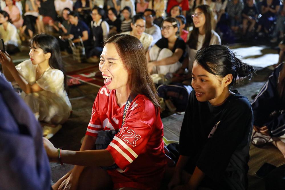 "Vọng phách kinh kỳ" đưa nghệ thuật hát Xẩm đến gần hơn với giới trẻ - Ảnh 10. "Vọng phách kinh kỳ" đưa nghệ thuật hát Xẩm đến gần hơn với giới trẻ - Ảnh 10.