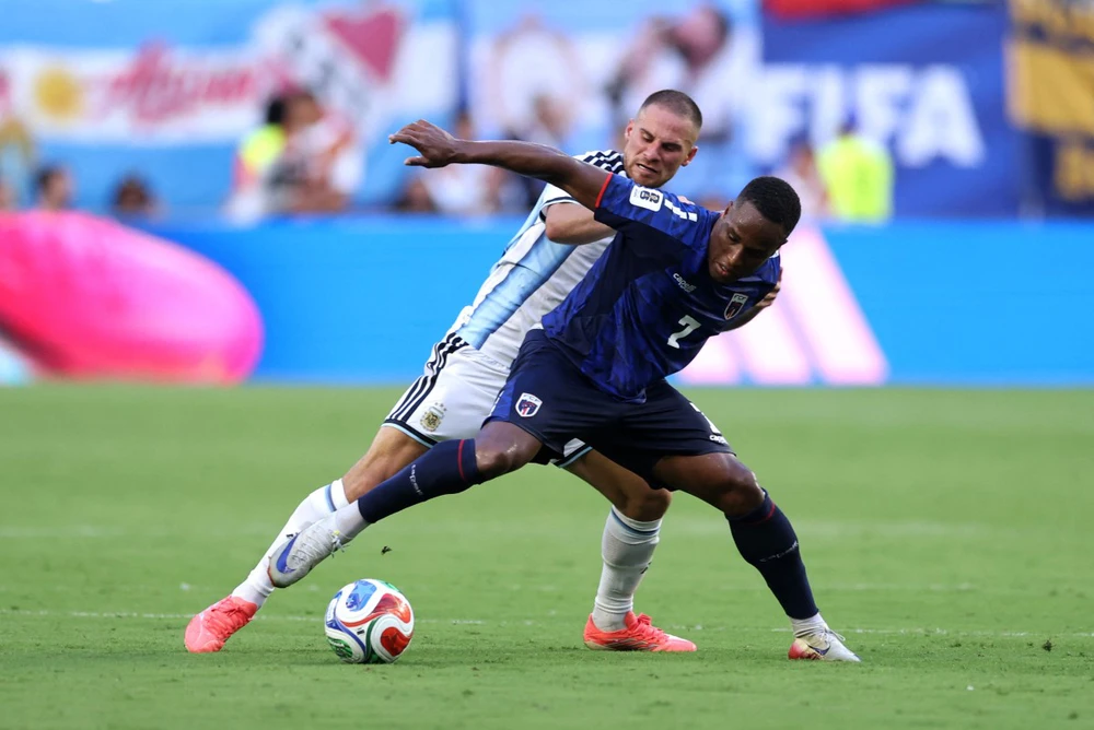 VTV6 VTV3 trực tiếp bóng đá Argentina vs Cape Verde 05h00 hôm nay, vòng 32 đội World Cup 2026 - Ảnh 4. VTV6 VTV3 trực tiếp bóng đá Argentina vs Cape Verde 05h00 hôm nay, vòng 32 đội World Cup 2026 - Ảnh 4.