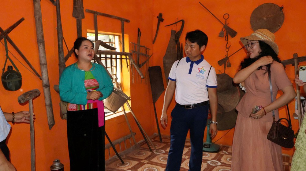 Muốn giữ văn hóa Mường, trước hết phải còn người sống cùng - Ảnh 5. Muốn giữ văn hóa Mường, trước hết phải còn người sống cùng - Ảnh 5.