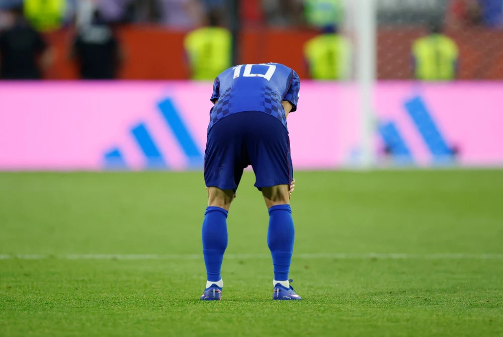 HLV Dalic xót xa cho Modric ngày Croatia dừng bước ở World Cup 2026: "Cậu ấy không xứng đáng kết thúc như thế" - Ảnh 2. HLV Dalic xót xa cho Modric ngày Croatia dừng bước ở World Cup 2026: "Cậu ấy không xứng đáng kết thúc như thế" - Ảnh 2.