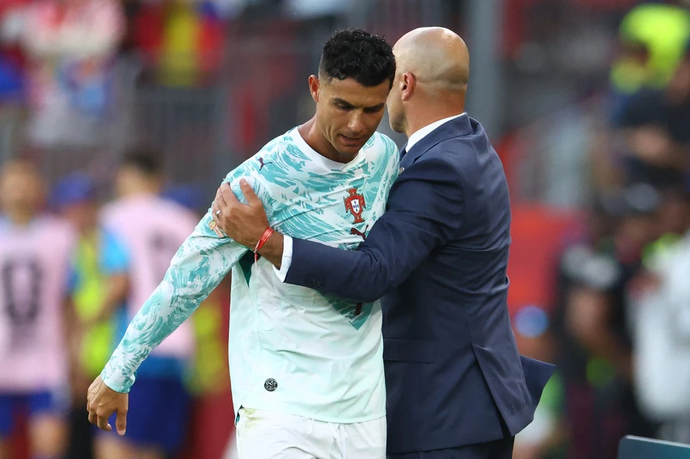 Ronaldo lần đầu lên tiếng về tin giải nghệ: "Tôi sẽ quyết định sau World Cup" - Ảnh 3.