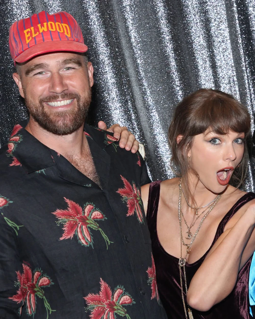 Đám cưới thế kỷ của Taylor Swift và Travis Kelce: Điều gì đang chờ đợi cặp đôi quyền lực? - Ảnh 5. Đám cưới thế kỷ của Taylor Swift và Travis Kelce: Điều gì đang chờ đợi cặp đôi quyền lực? - Ảnh 5.