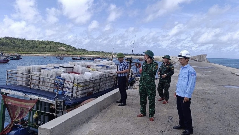 Đặc khu khu Bạch Long Vĩ, Hải Phòng sẵn sàng ứng phó bão số 1 - Ảnh 3. Đặc khu khu Bạch Long Vĩ, Hải Phòng sẵn sàng ứng phó bão số 1 - Ảnh 3.