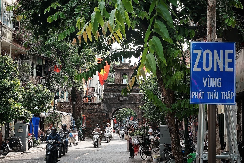 Thành phố Hà Nội thí điểm vùng phát thải thấp tại phố cổ từ 1/7 - Ảnh 4. Thành phố Hà Nội thí điểm vùng phát thải thấp tại phố cổ từ 1/7 - Ảnh 4.