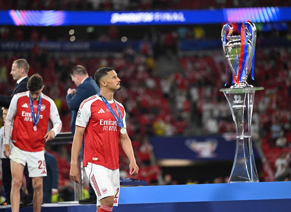 Arsenal đang tập làm đại gia? - Ảnh 1. Arsenal đang tập làm đại gia? - Ảnh 1.