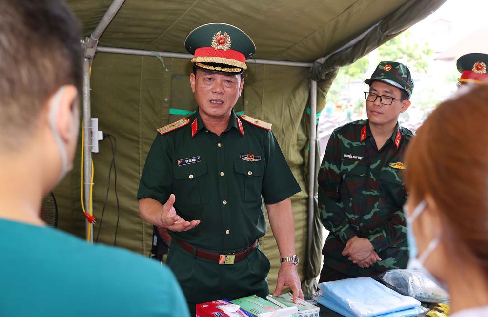 Hà Nội triển khai việc khai quật, lấy mẫu và bàn giao mẫu hài cốt liệt sĩ - Ảnh 16.