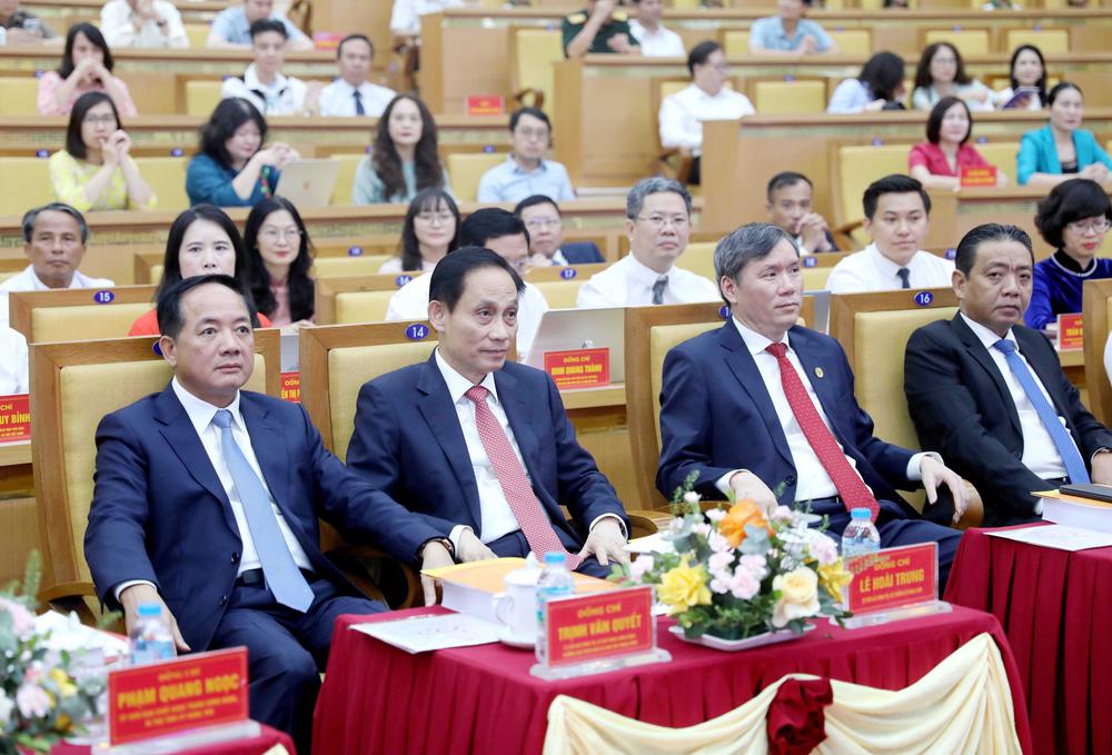 Làm sâu sắc thêm nhiều nhận thức khoa học về danh nhân văn hóa Lê Quý Đôn - Ảnh 5. Làm sâu sắc thêm nhiều nhận thức khoa học về danh nhân văn hóa Lê Quý Đôn - Ảnh 5.