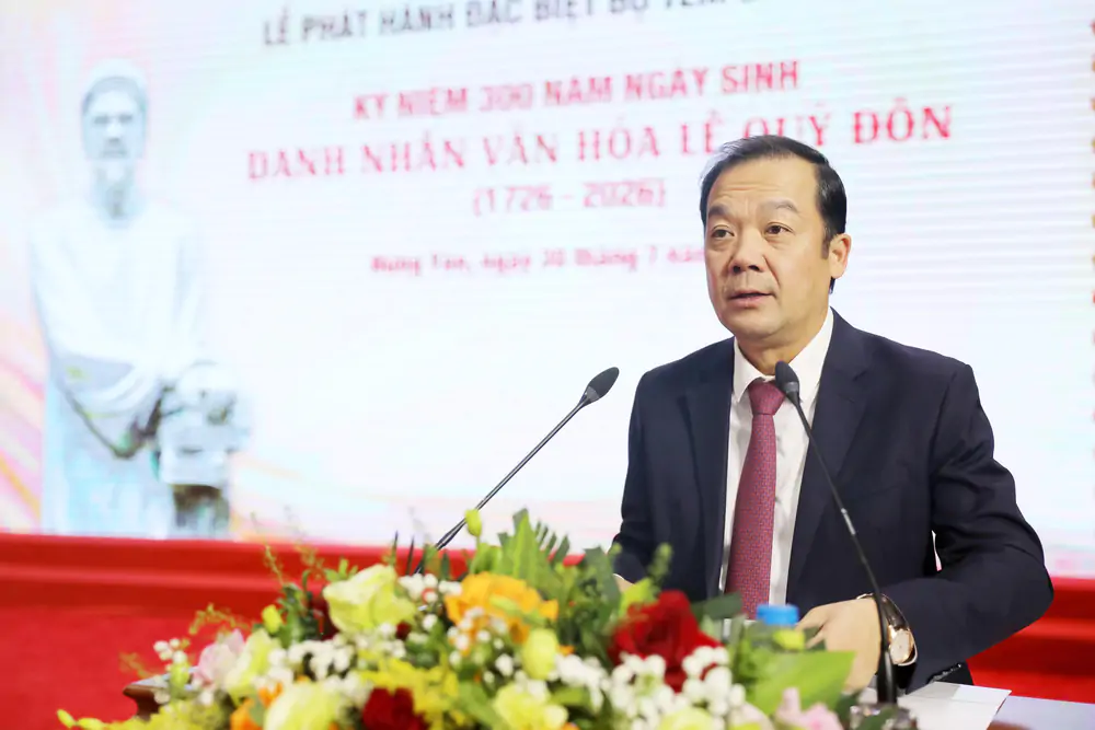 Phát hành bộ tem Kỷ niệm 300 năm Ngày sinh danh nhân văn hóa Lê Quý Đôn - Ảnh 3.